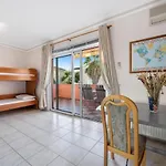 Australia Apartment *
